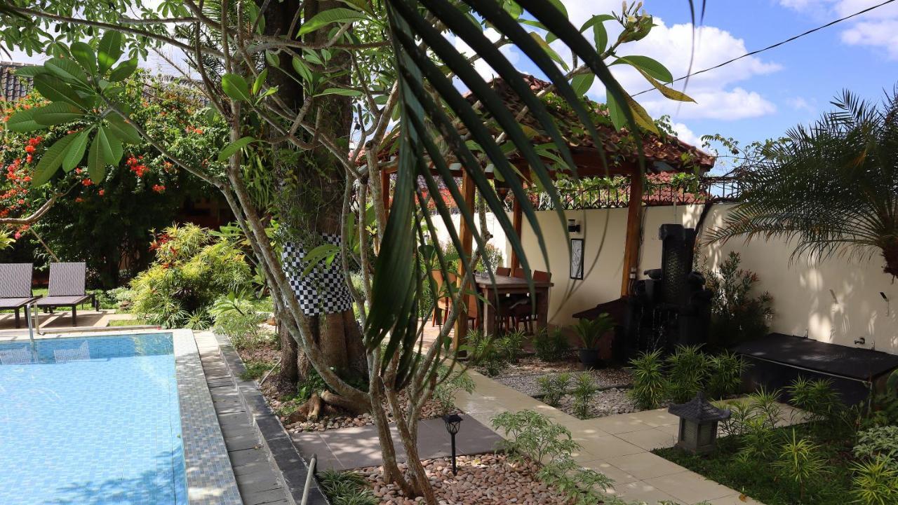 Rosseno Villa Jogyakarta Zewnętrze zdjęcie