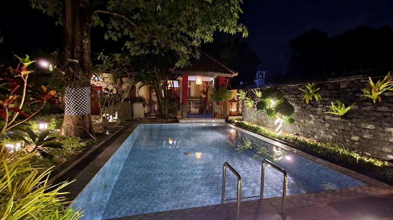 Rosseno Villa Jogyakarta Zewnętrze zdjęcie