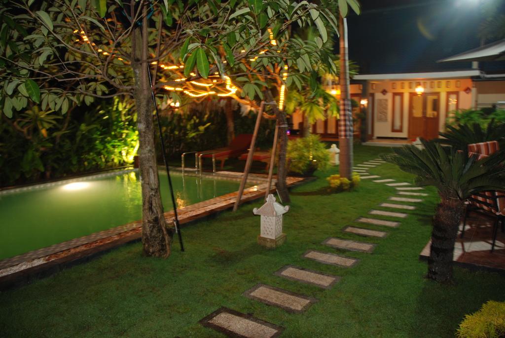 Rosseno Villa Jogyakarta Zewnętrze zdjęcie